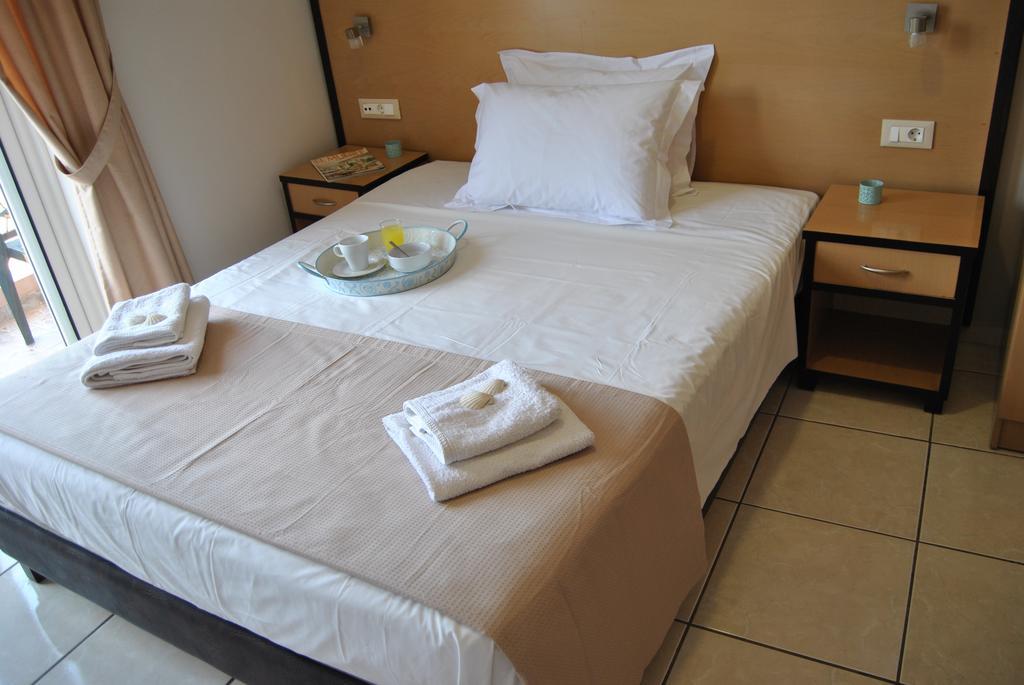Theofilos City Hotel Chania  Номер фото