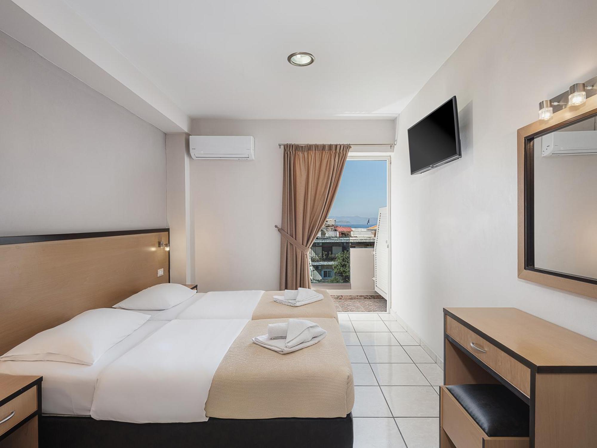 Theofilos City Hotel Chania  Екстер'єр фото