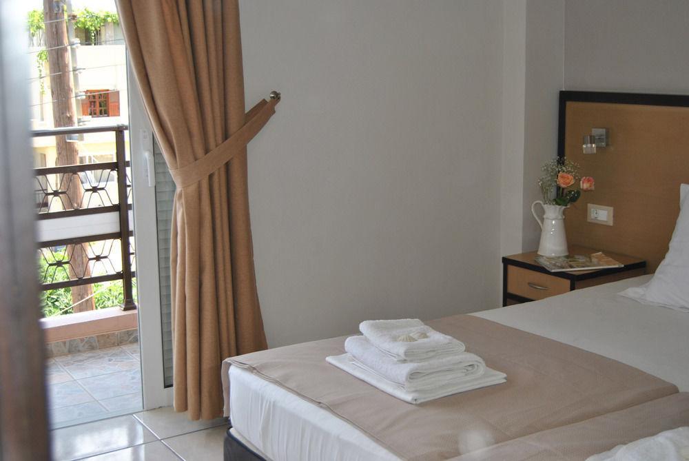 Theofilos City Hotel Chania  Екстер'єр фото